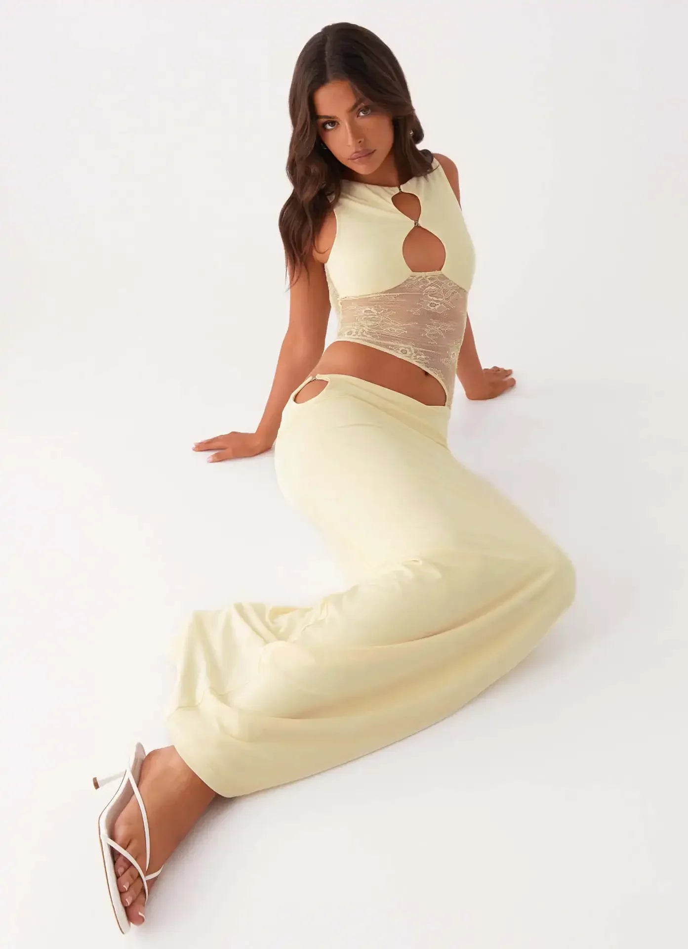 שמלת שיר — מקסי תחרה